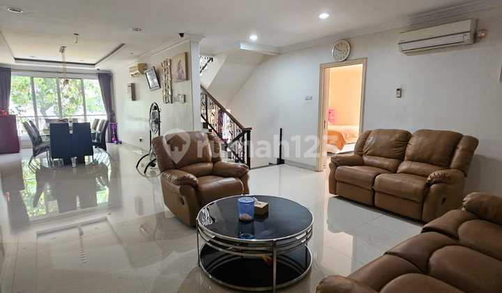 Dijual Rumak PIK Bukit Golf Mediterania Furnished 4LT Uk 288 m² at Jakarta Utara
 2