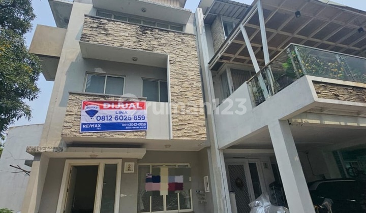 Dijual Rumah PIK Volendam Hoek 3Lt Uk 112.5m² at Jakarta Utara
