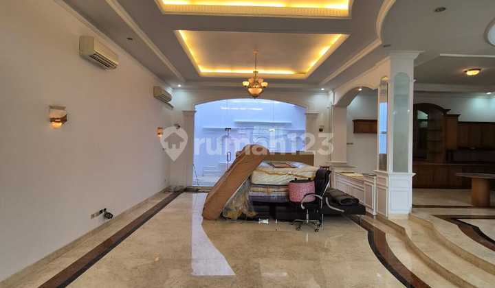 Disewa Rumah PIK Pantai Indah Kapuk uk 473m2 furnished Jakarta Utara  2