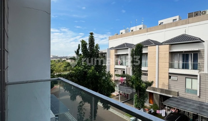 Dijual Rumah PIK GOLFISLAND uk 6x12,5 m2 , 3lt Rapi at Jakarta Utara 2