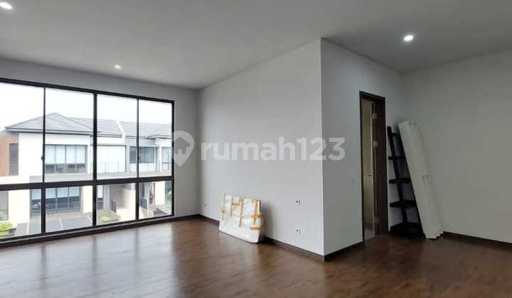 For Sale The Zora BSD Tangerang House 190m2, Elegant Marble, Tangerang 2