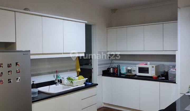 Disewa Apartemen Hillcrest Karawaci Furnished Uk150m2 At Tangerang 2