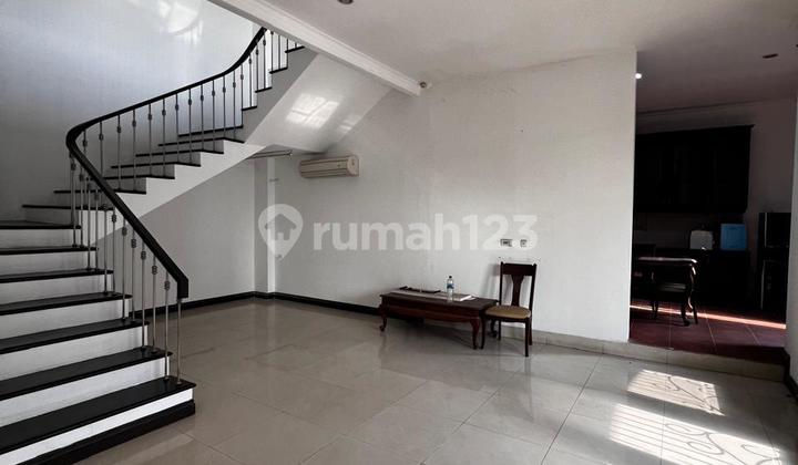 Dijual Rumah PIK with pool Cluster Walet Hoek Uk310m² at Jakarta Utara 2