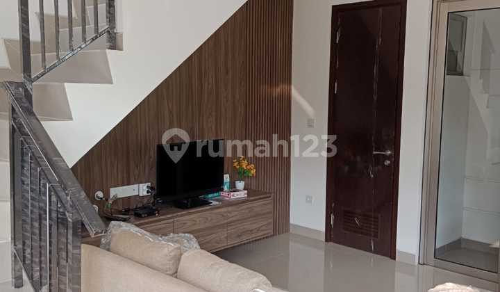For Rent: PIK 2 Nashville Cluster House, Furnished, Size 7.5x10m², Hook in Tangerang For Rent: PIK 2 Nashville Cluster House, Furnished, Size 7.5x10m², Hook in Tangerang