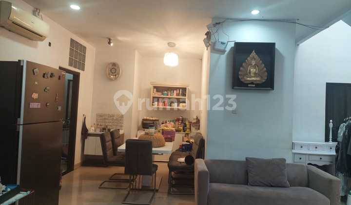 Disewa Rumah Kelapa Gading uk162m² at Jakarta Utara
 2