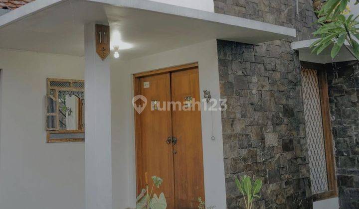 Rumah Villa Cantik Siap Huni di Cigadung Bandung 1