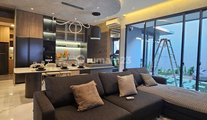 Rumah Baru Luxury Modern Elite di Hillary Summarecon Bandung 2