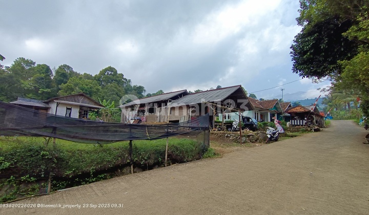 Tanah Subur Berikut Bangunan Area Agro Wisata Villa Penginapan