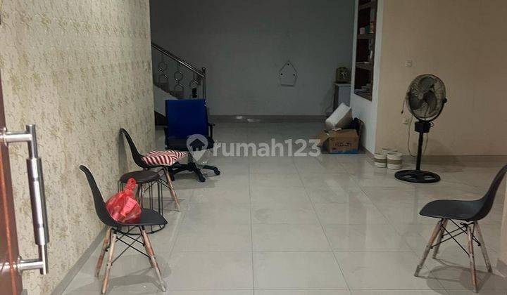 Rumah Kontrakan Bagus Semi Furnished SHM Pondok Kelapa, Jakarta Timur 2