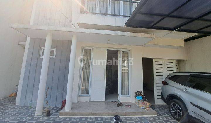 Dijual Rumah Dalam Lingkungan Kompleks Yang Nyaman Di Cinere Depok 1