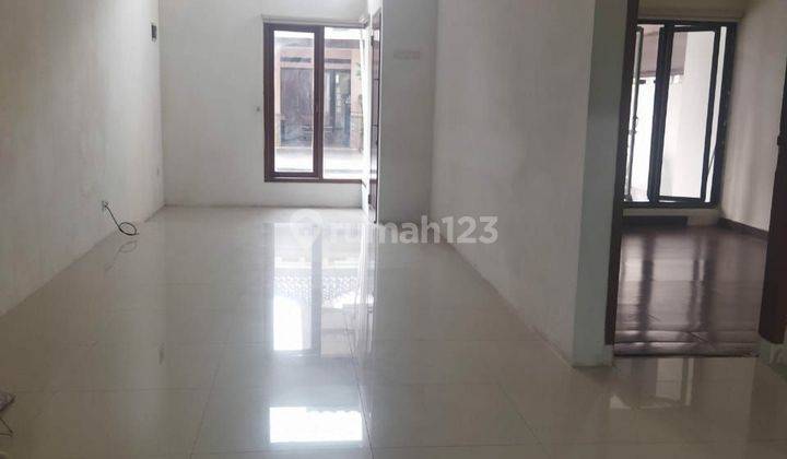 Dijual rumah dalam lingkungan nyaman di Jatiwaringin  2