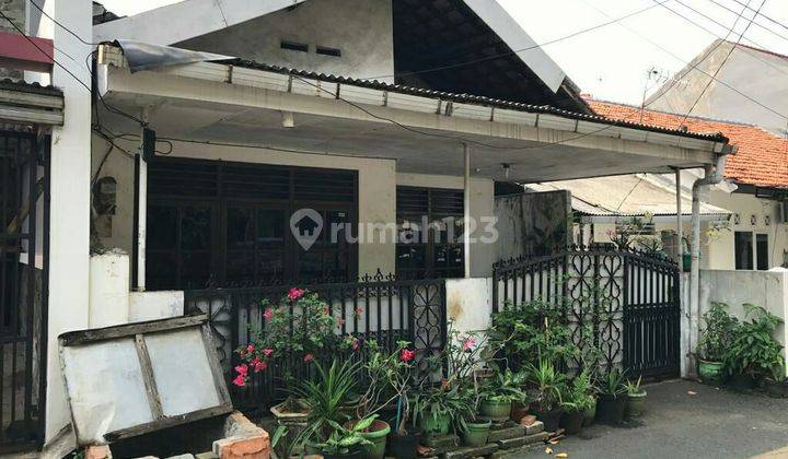 Dijual rumah dilingkungan nyaman di Rawamangun Jakarta Timur 2