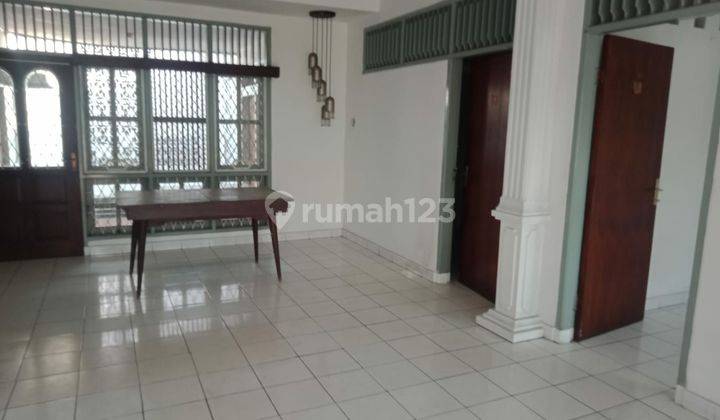 Dijual rumah dalam lingkungan nyaman di Pangkalan Jati Jakarta Timur 2