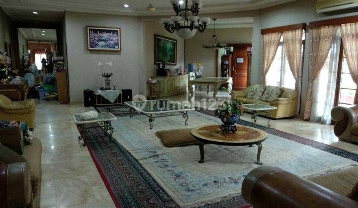 Dijual rumah dengan tanah yang luas di Pejaten Barat Jakarta Selatan 2