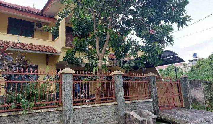 Dijual rumah dalam lingkungan kompleks elit di Billymoon Pondok Kelapa Jakarta Timur 2