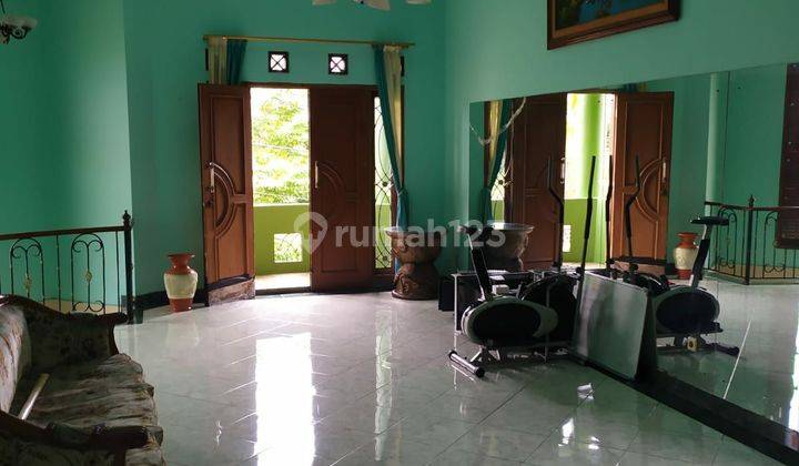 Dijual rumah di lingkungan yang nyaman dalam kompleks pondok kelapa Jakarta Timur 2