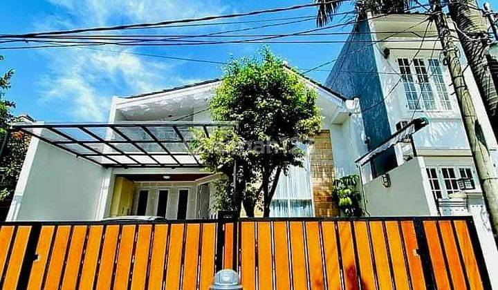 Dijual rumah dalam lingkungan kompleks yang aman dan nyaman di Jatimakmur Bekasi 1