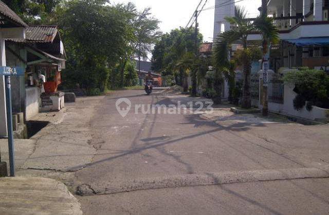 Rumah  Sebelah Mesjid Dijual  Di Perumnas Depok 1  2