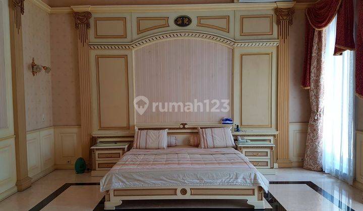 Dijual Rumah sultan di Taman resort mediterania. LT 570m2. 2