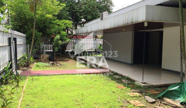 Rumah Pulo Asem bagus standart siap huni 2 lantai 1