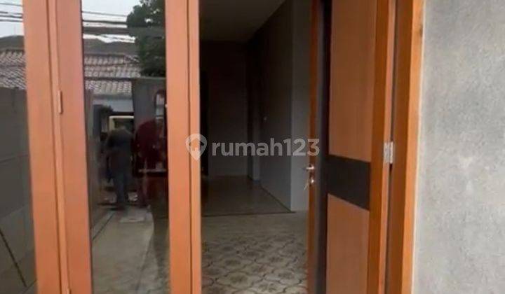 Disewakan Rumah Cempaka Putih Baru Renov Bagus Kosongan 3 Lantai 2