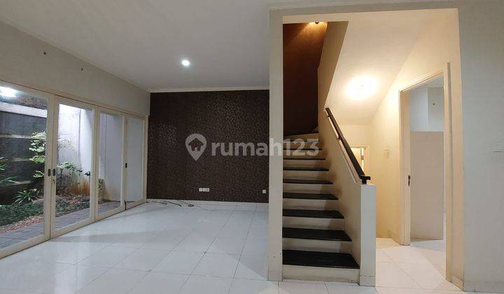 Rumah Modern Minimalis 2 Lantai Dijual di Emerald Bintaro Sc11408 2