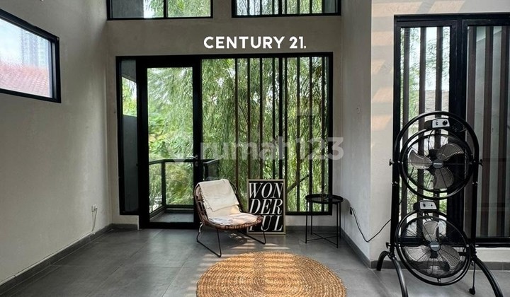 Rumah Minimalis Industrial Estetik Siap Huni di Bintaro Jaya Rumah Minimalis Industrial Estetik Siap Huni di Bintaro Jaya