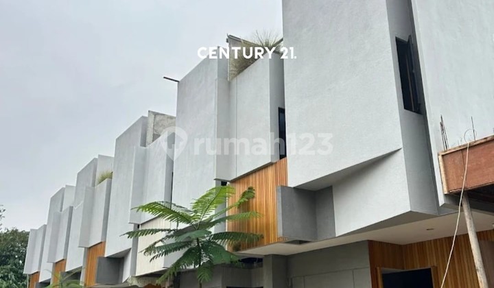Rumah Brand New Lokasi Strategis Dekat Stasiun Dr 17451