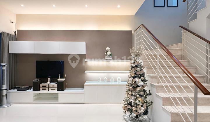 Royal Residence Well-Maintained Corner Cheap