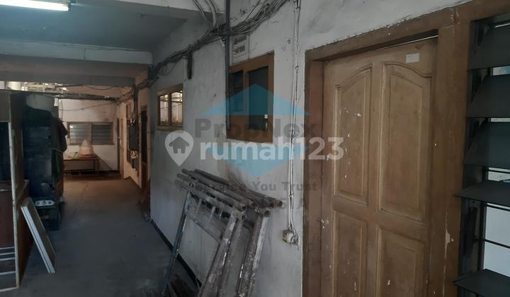 Kedung Cowek Strategis Jalan Ramai 2