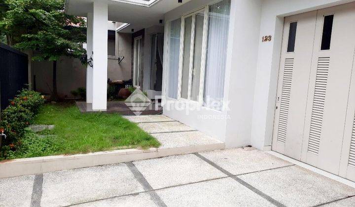 DISEWAKAN MINIMALIS GRAHA FAMILY BLOK FAVORIT DEKAT ROCA 2
