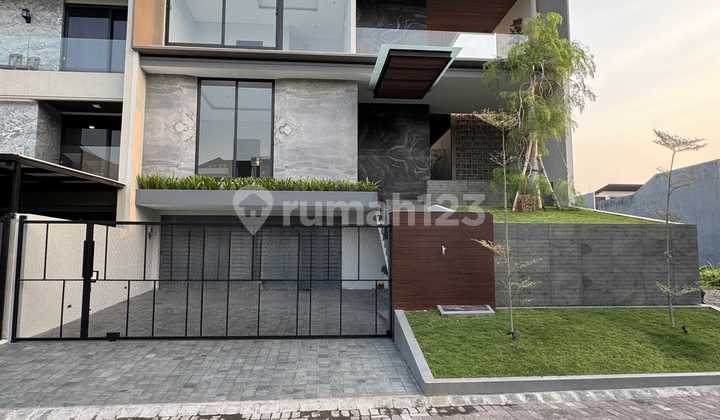 Dijual Rumah Somerset Citraland 3 Lantai Konsep Villa Mewah Baru Gress