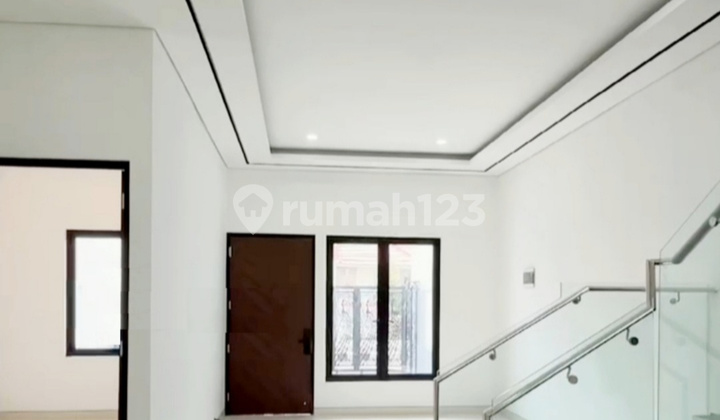 New Grass House Darmo Permai East Near Sukomanunggal Street Mohamad 2