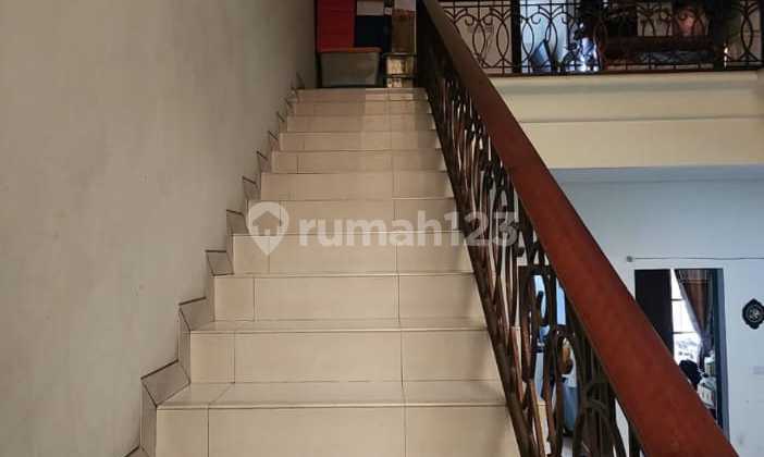 Rumah Ketintang Central Park Surabaya Rumah Ketintang Central Park Surabaya