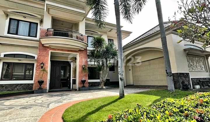 Jual Cepat Rumah Mewah Privat Pool Taman Hunian Satelit 2