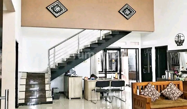 SUPER CHEAP HOUSE IN PURI SURYA JAYA only around 7 million. 2