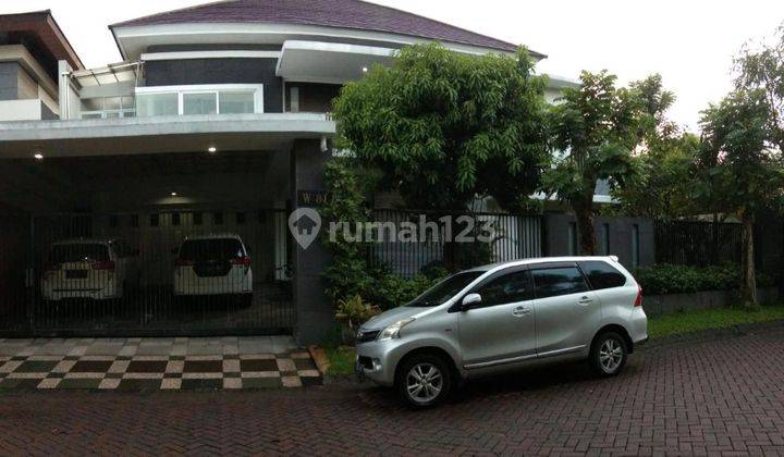 Rumah mewah 2 lt Graha Famili siap huni 1