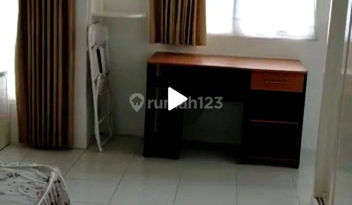 Apartemen Berkeley studio siap huni furnished 2