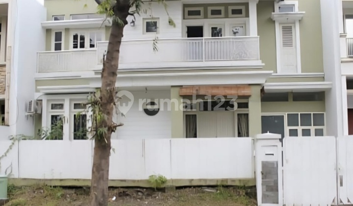 Rarely Available Graha Famili House Ready to Occupy