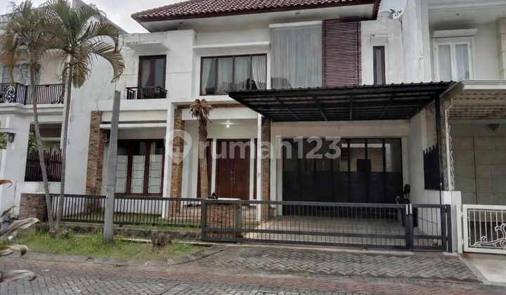 Furnished Ready-to-Occupy House in Kertajaya Indah Regency