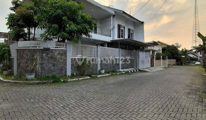 Rumah 2lt Simpang Darmo Permai Selatan 2