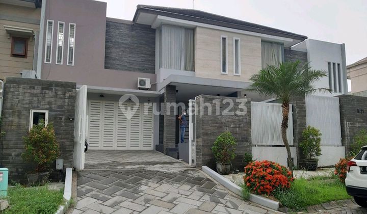 Semi-Furnished Ready-to-Occupy House in Bukit Darmo Golf