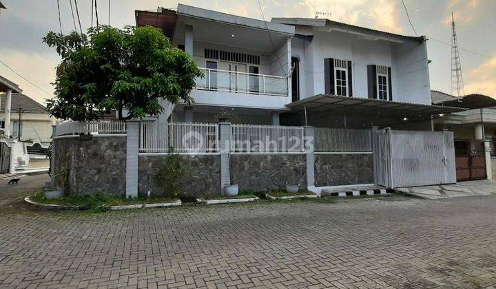 Rumah 2lt Simpang Darmo Permai Selatan 1