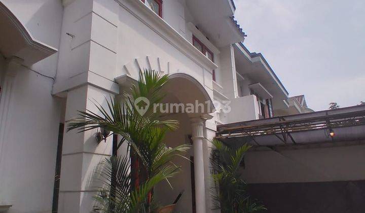 Rumah mewah, keren di Penggilingan  2