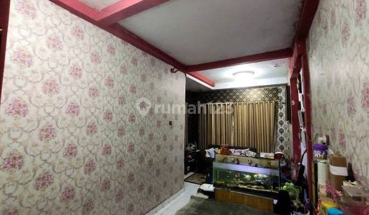 Rumah 2 Lantai Dgn 2 Kamar Tidur di Komplek Harapan Baru, Bekasi 2