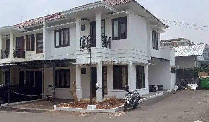 Town House Mewah 2 Lantai Luas 134m2 di Ragunan, Jakarta Selatan 1