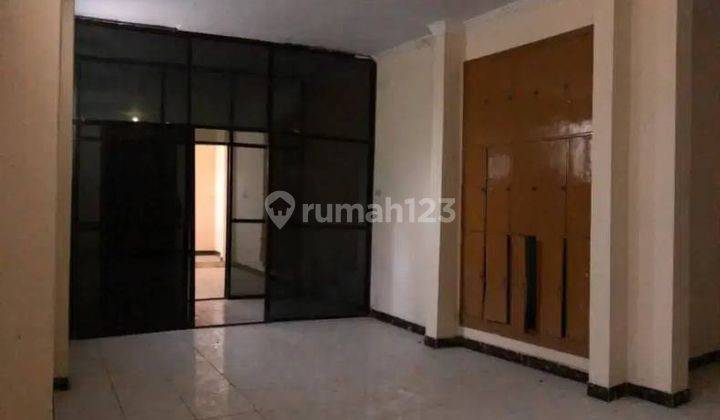 Rumah Bagus 2 Lantai Luas 199m2 di Bukit Duri, Tebet 2