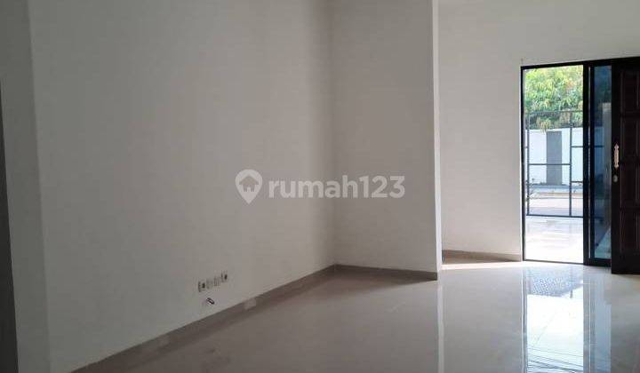 Rumah Baru 2 Lantai Fresh dgn Luas 102m2 di Komplek Pondok Kelapa 2