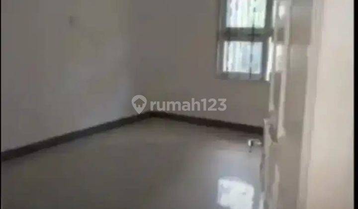 Rumah Putih Luas Strategis Di Pekayon  2