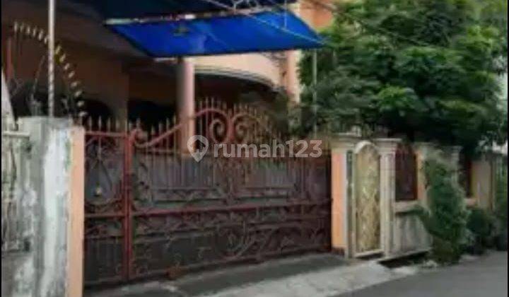 Rumah Luas Strategis Di Pondok Bambu  1